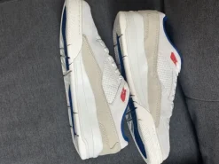 Jordan Flight Court Weiß (EUR 45.5)