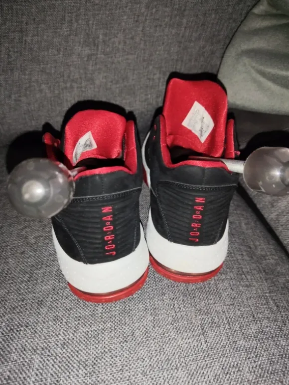 Jordan Max Aura 2