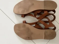 Juul en Belle sandalen 37