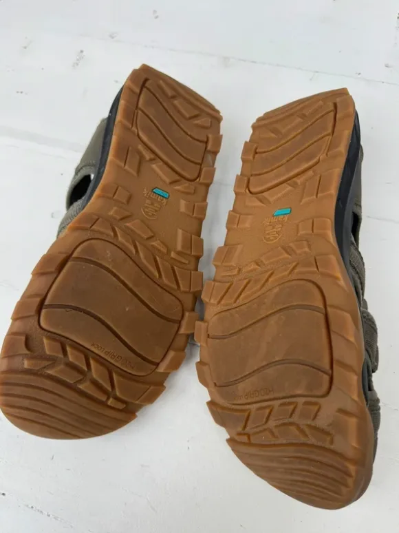 Kamik khaki oliv neu Wasserschuhe 41 Outdoor-Sandalen