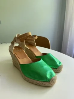 Kanna metallic green espadrille with heels
