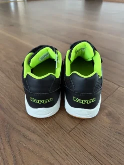 Kappa Sportschuhe Hallenschuhe neu gr.37 mit Klettverschluss schwarz