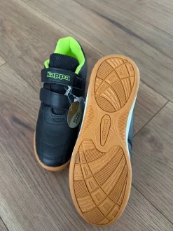 Kappa Sportschuhe Hallenschuhe neu gr.37 mit Klettverschluss schwarz