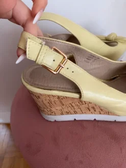 Keil Sandaletten Keil Wedges in Pastell Gelb Gr. 38