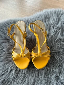 Keilabsatz Sandalen