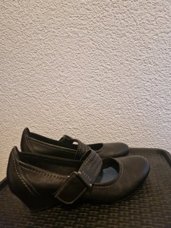 Keilabsatz schwarz Damenschuhe Klettverschluss 37 Venturini