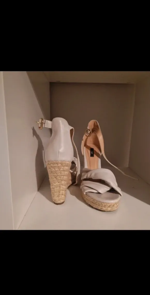 Keilabsatz-Sandalen Only Größe 39