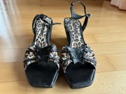 Keilabsatzschuhe Armando Pollini Design