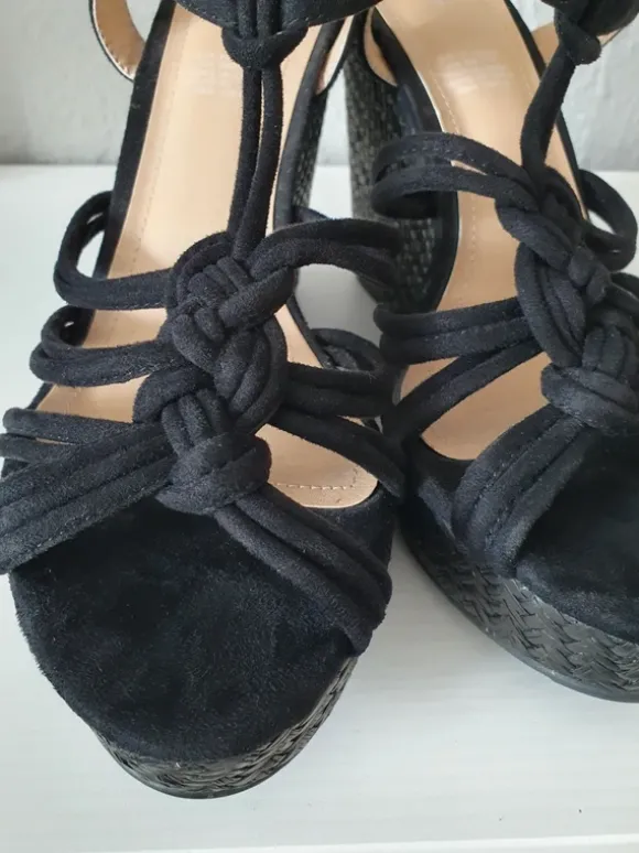 Keilsandalen Sandalen H&M Gr. 41 schwarz Sommer Gothic