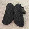 khaki Sandalen