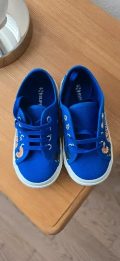 Kinderschuhe Superga grösse 26 neu ungetragen