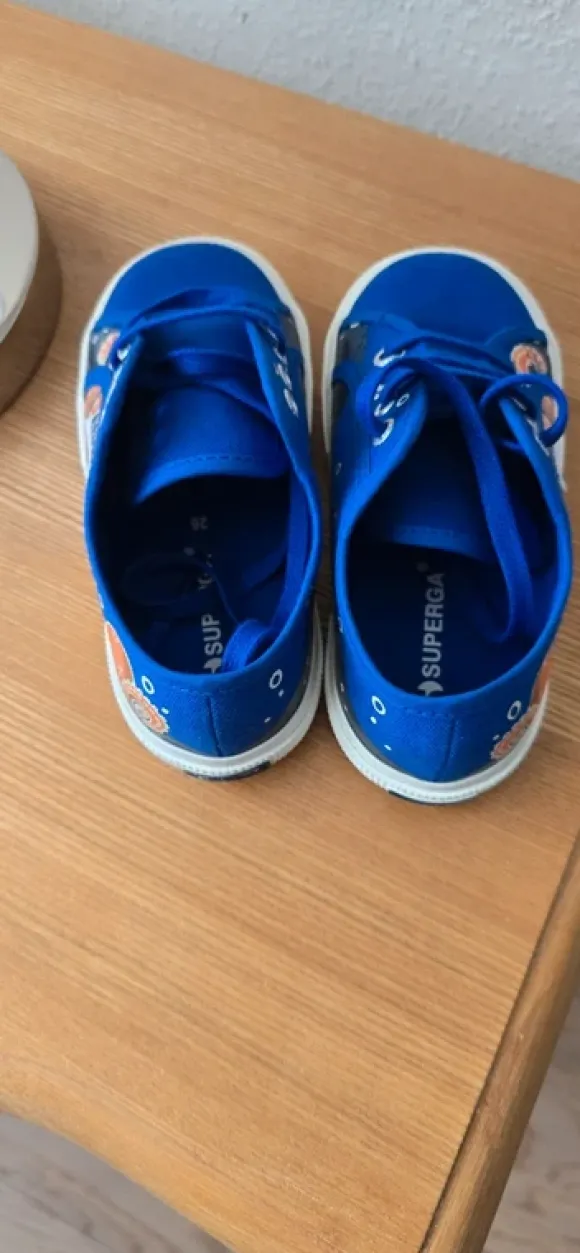 Kinderschuhe Superga grösse 26 neu ungetragen