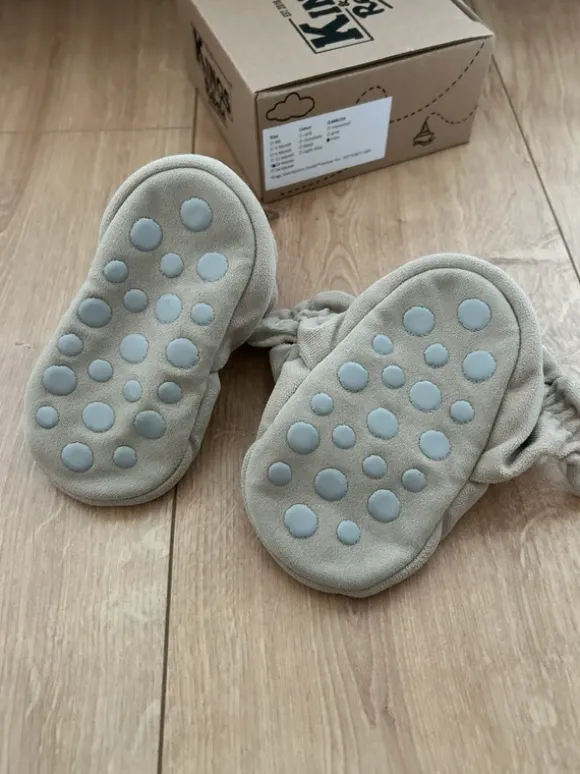 Kings & Rebels Krabbelschuhe Beige 18 M. Gamuza Gripper - Ivory