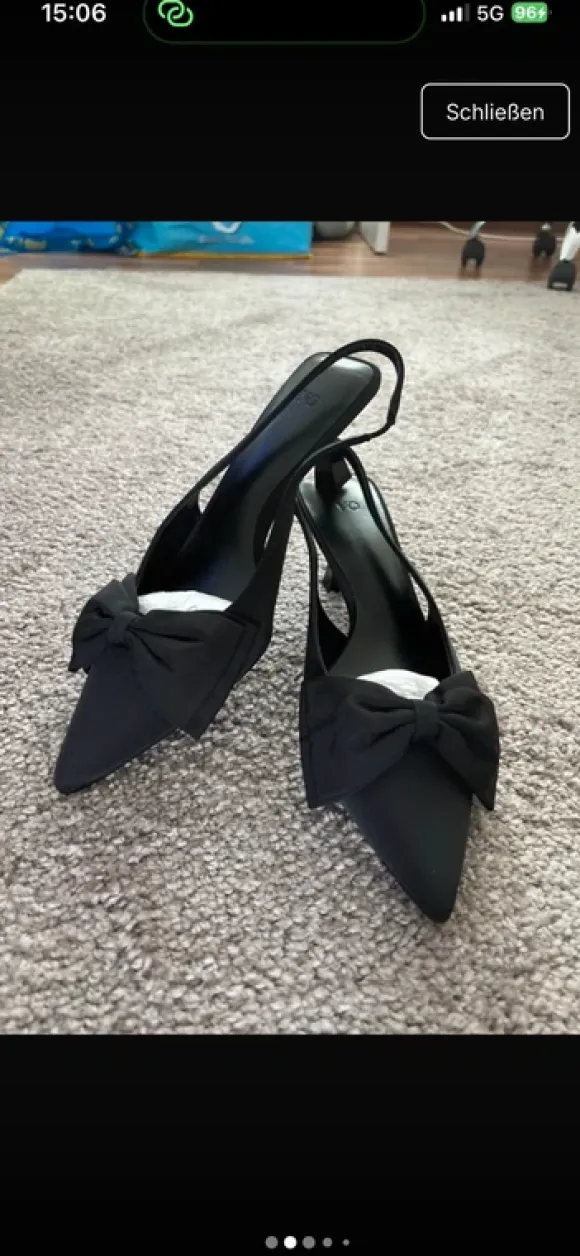 Kitten Heels schwarz mit Schleife