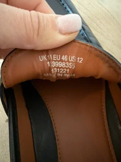 Klassische Herrenschuhe aus echtem Leder 46