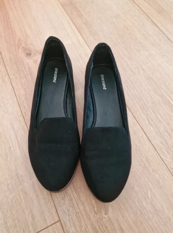 Klassische Schwarze Loafer 38 graceland