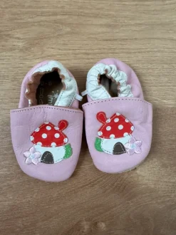 Krabbelsche Lederschühchen
