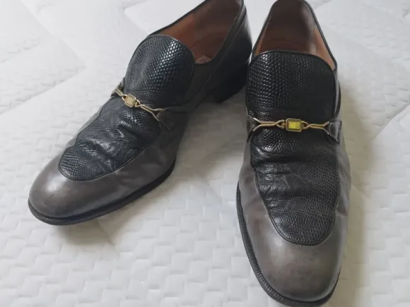 Krokodillen lederen schoenen van Nebuloni