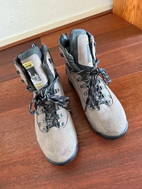 La Sportiva Gore-Tex Vibram trekking boots EU 44