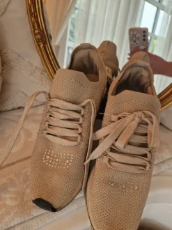 La strada sneaker beige gold 38 Leo