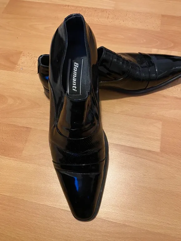 Lack Schuhe