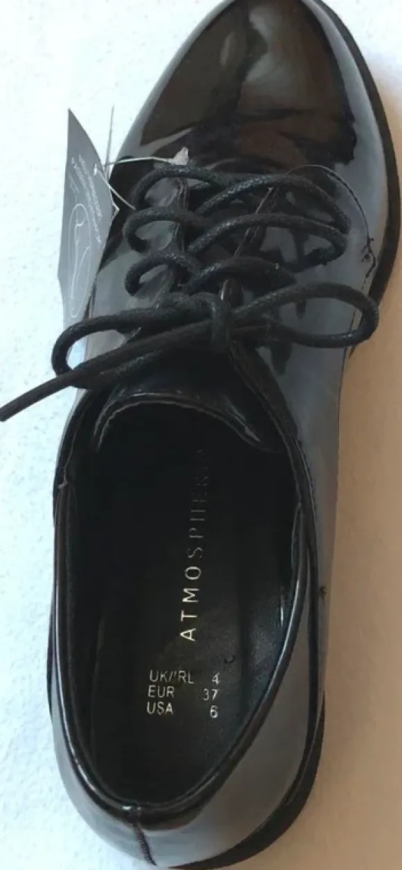 Lackschuhe NEU Größe 37