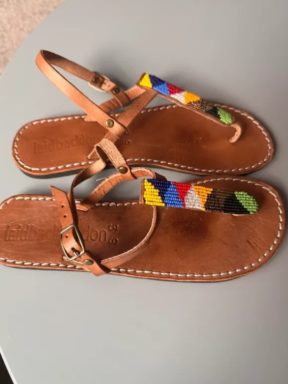 Laidback London leren sandalen met kralen