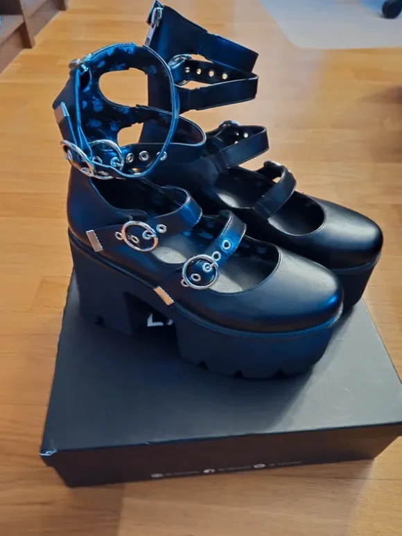 Lamoda Schuhe Plateauschuhe Pumps High Heels Gothic Goth Punk Alt Emo Lolita Jirai