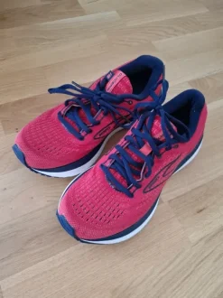 Laufschuhe Brooks