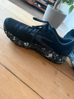 Laufschuhe Brooks