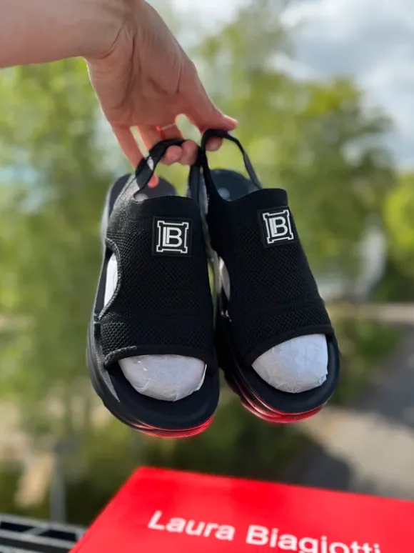 Laura Biagiotti Sandalen Schwarz Neu Gr. 38 Sommer Plateau