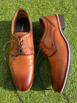 Lazzarini Schnürschuh, Größe 44, Neuwertig