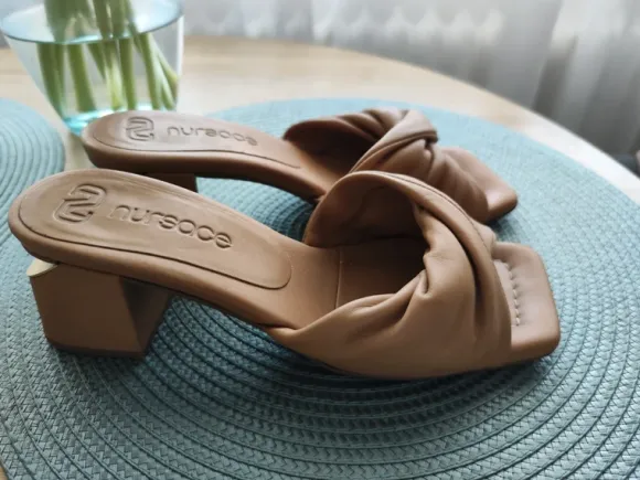 Leather sandals