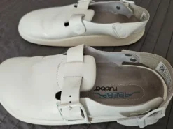 Lederclogs Gr.42. Für Pflegepersonal
