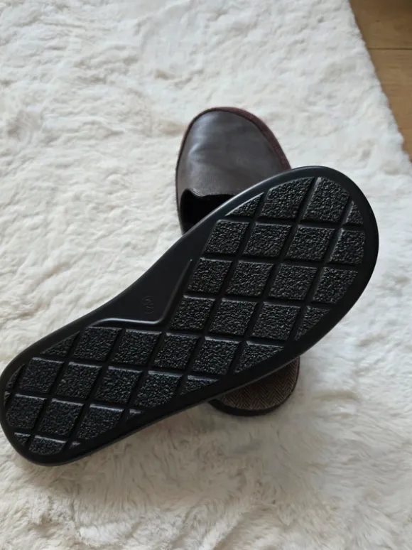 Leder-Hausschuhe