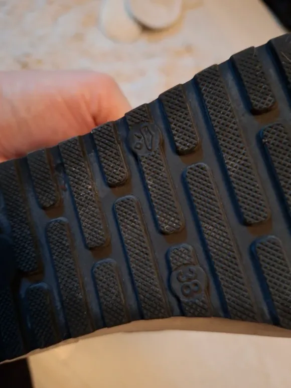 Lederschuhe