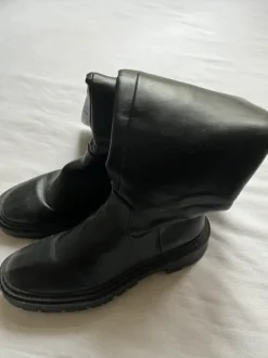 Lederstiefel