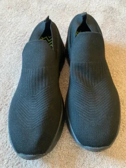 Leichte Herrenschuhe