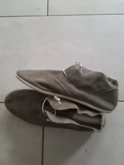 leichte Wildlederschuhe 41