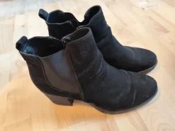 Leuke zwarte laarsjes met rits