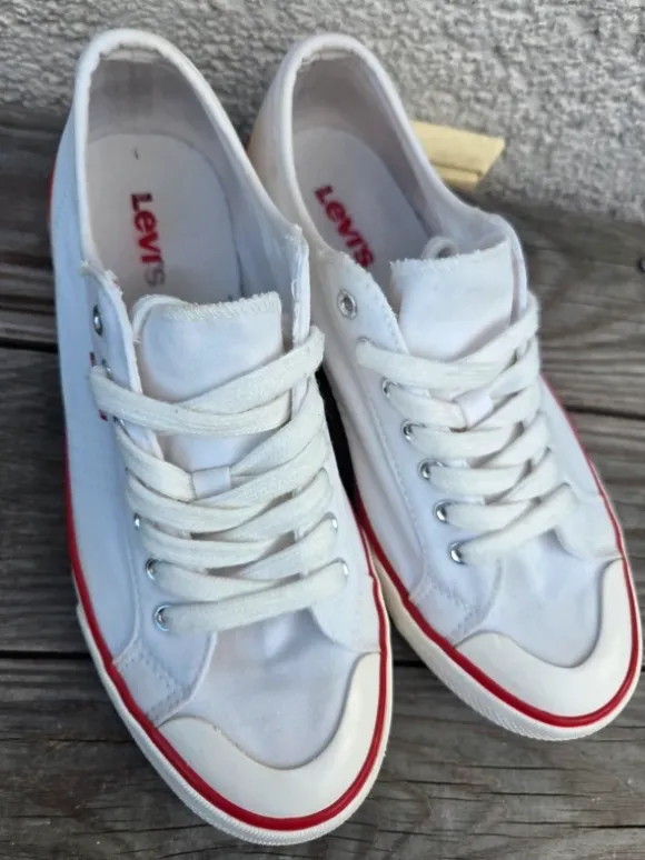 Levi's Schuhe