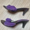 Lila Holzklappen/Sandalen, Gr. 37