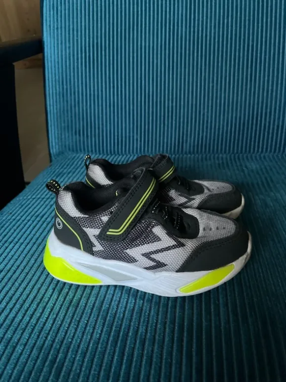 Lily & Dan Kindersportschuhe