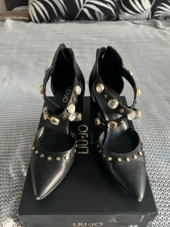 Liu Jo Pumps mit Nieten und Strass Gr. 37 Leder mit Box