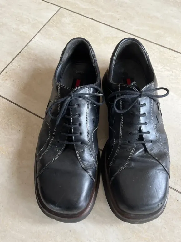 Lloyd Herrenschuh, Gr. 45, Schwarz