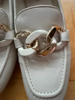 Loafer beige 36 mit gold Applikationen schick Graceland