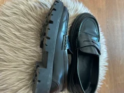 Loafer Halbschuhe