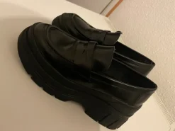 Loafer Plateau Bershka 37
