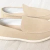 loafers beige