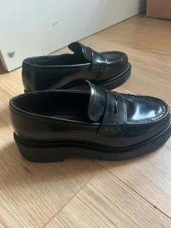 Loafers leer zwart & Other Stories 37